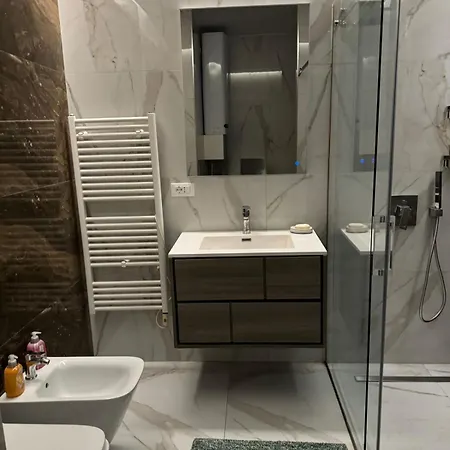 Maison Blloku Tirana