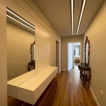 Maison Blloku *